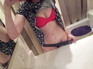Chayness call girls Middlesex