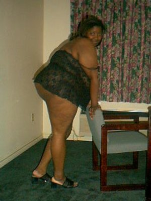 Chemsi adult dating Warren, OH