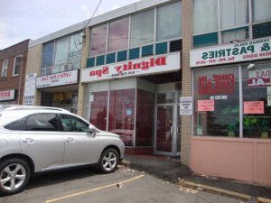 Typhene sex clubs in Manteca